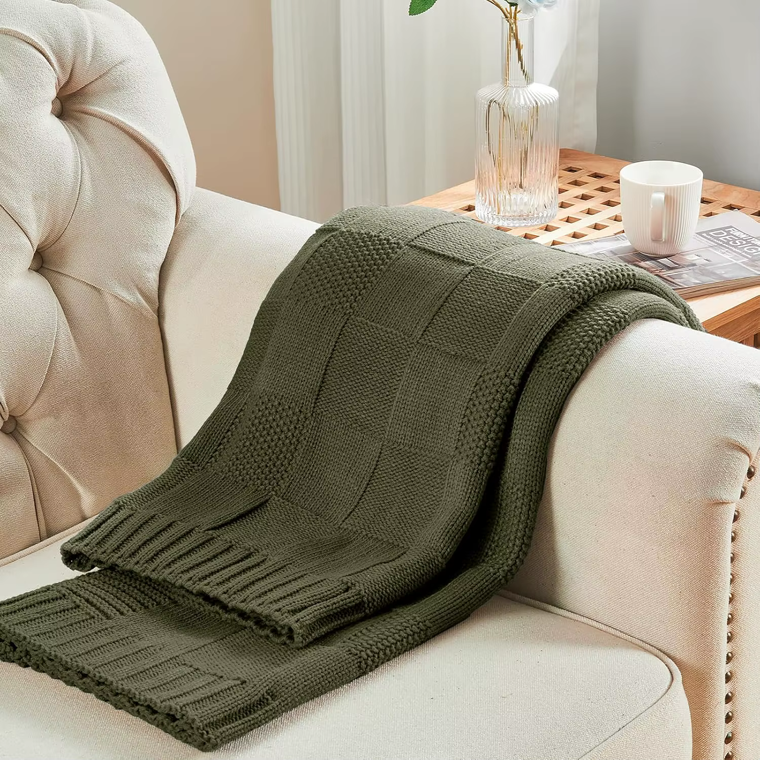 Couverture en tricot de couleur unie