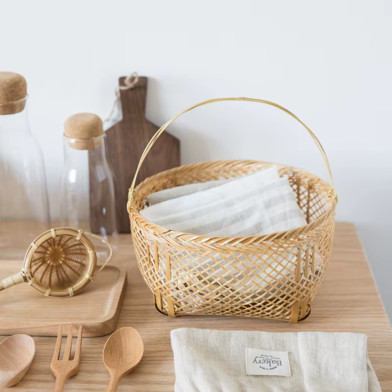 Panier en bambou artisanal Vintage