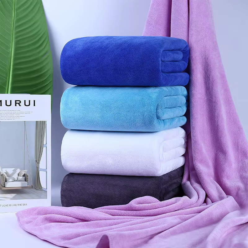 Serviette de bain en microcarence